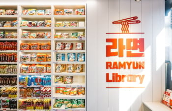 Die beliebtesten Produkte der Ramyun Library in Hongdae