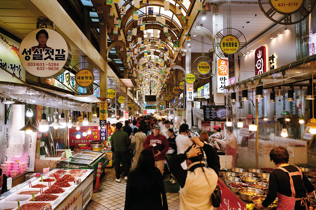 Sokcho Tourist Fish Market