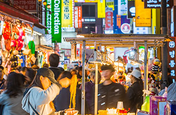 Kartenzahlung für Straßengerichte in Myeong-dong möglich